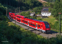 Trix 25462 - H0 - 4-tlg. E-Triebzug Desiro HC BR 1462/1862, DB AG, Ep. VI - DC-Sound